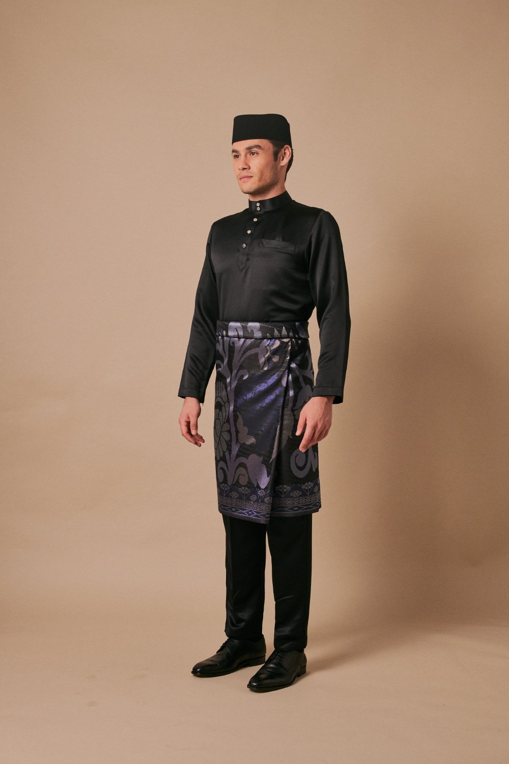 Baju Melayu in Black
