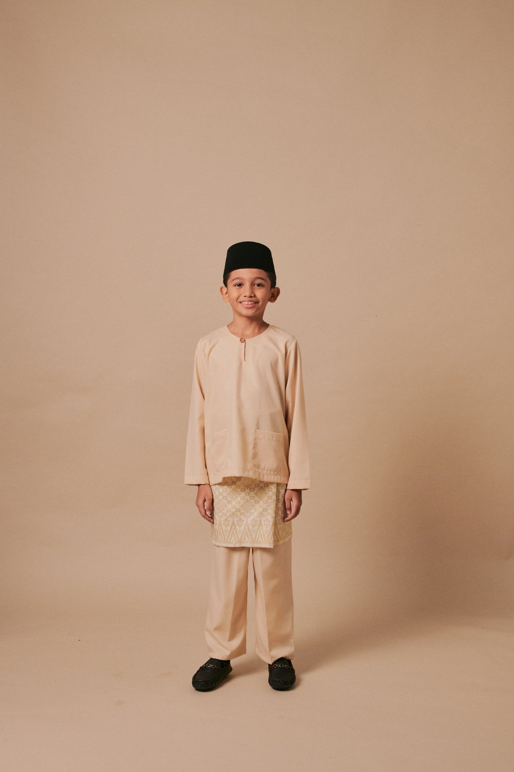 Baju Melayu Teluk Belanga Kids in Linen Beige